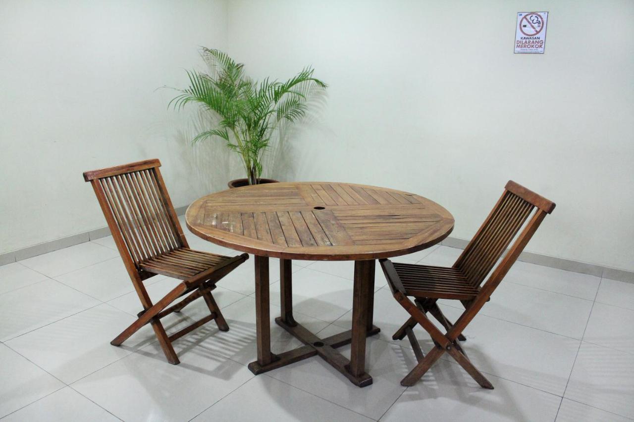 Oyo 266 Margonda Residence 5 Depok Ngoại thất bức ảnh